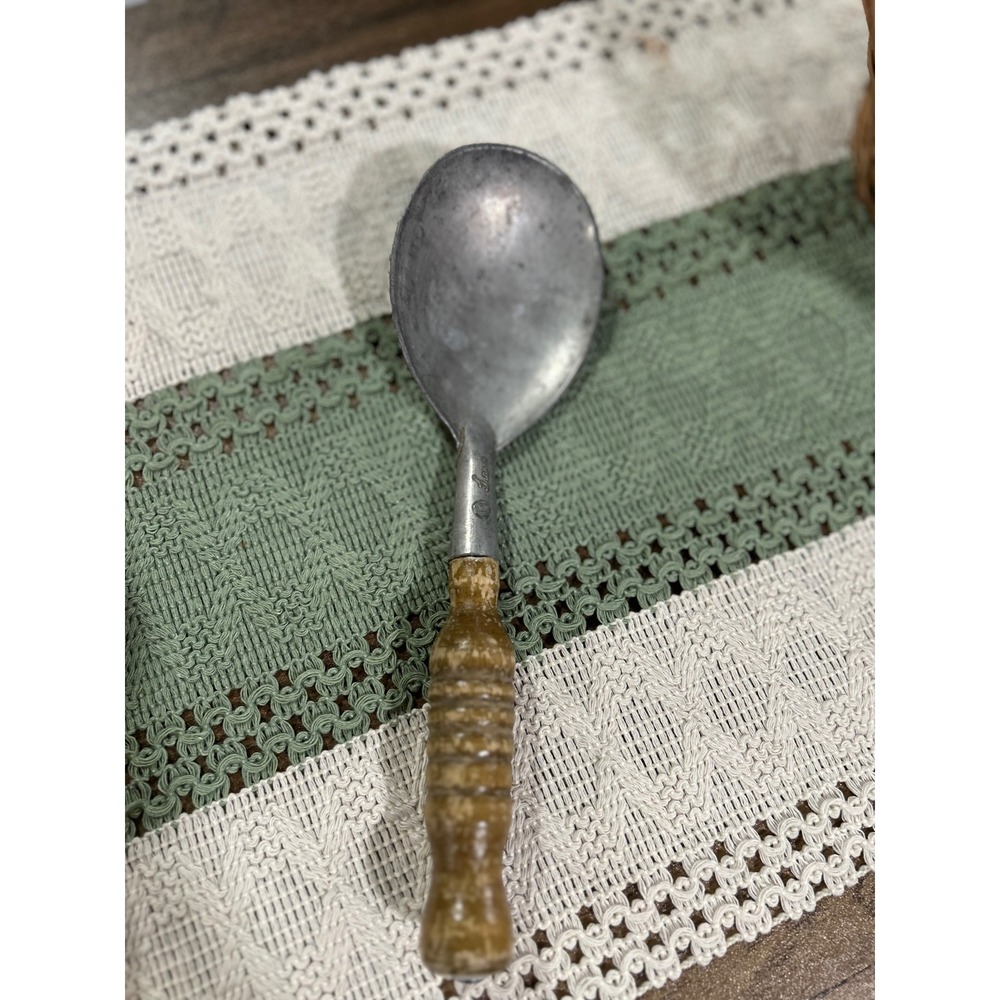 Vintage Ice Cream Scoop Rustic Wood Look Handle Kitchen Utensil